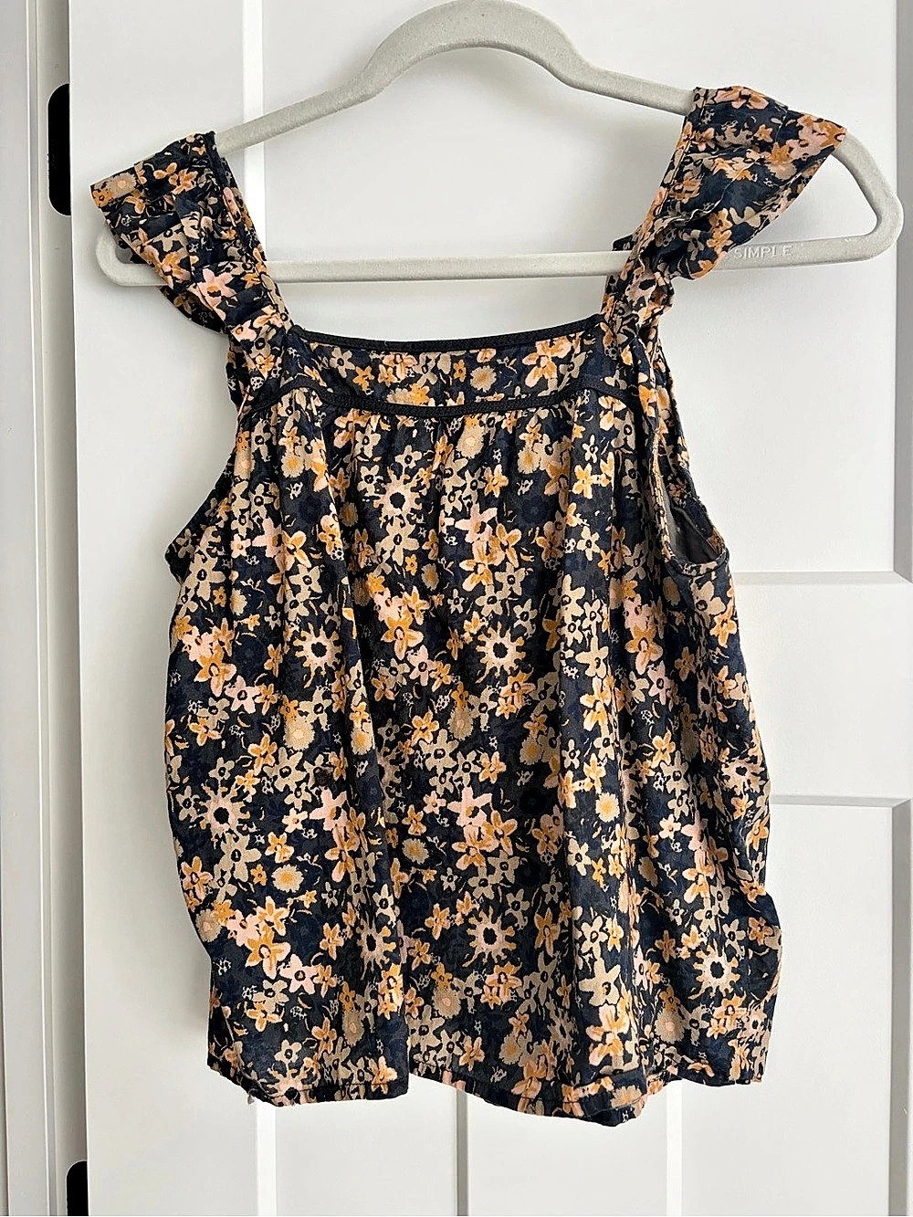 Roan + Ryan Floral Casual top